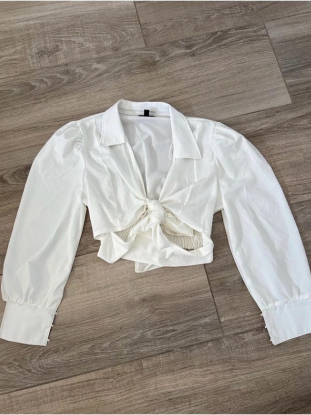 QED London White Tie-Front Long Sleeve Crop Blouse